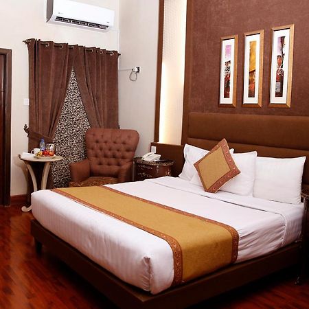 Ambassador Suites & Hotel اسلام اباد المظهر الخارجي الصورة