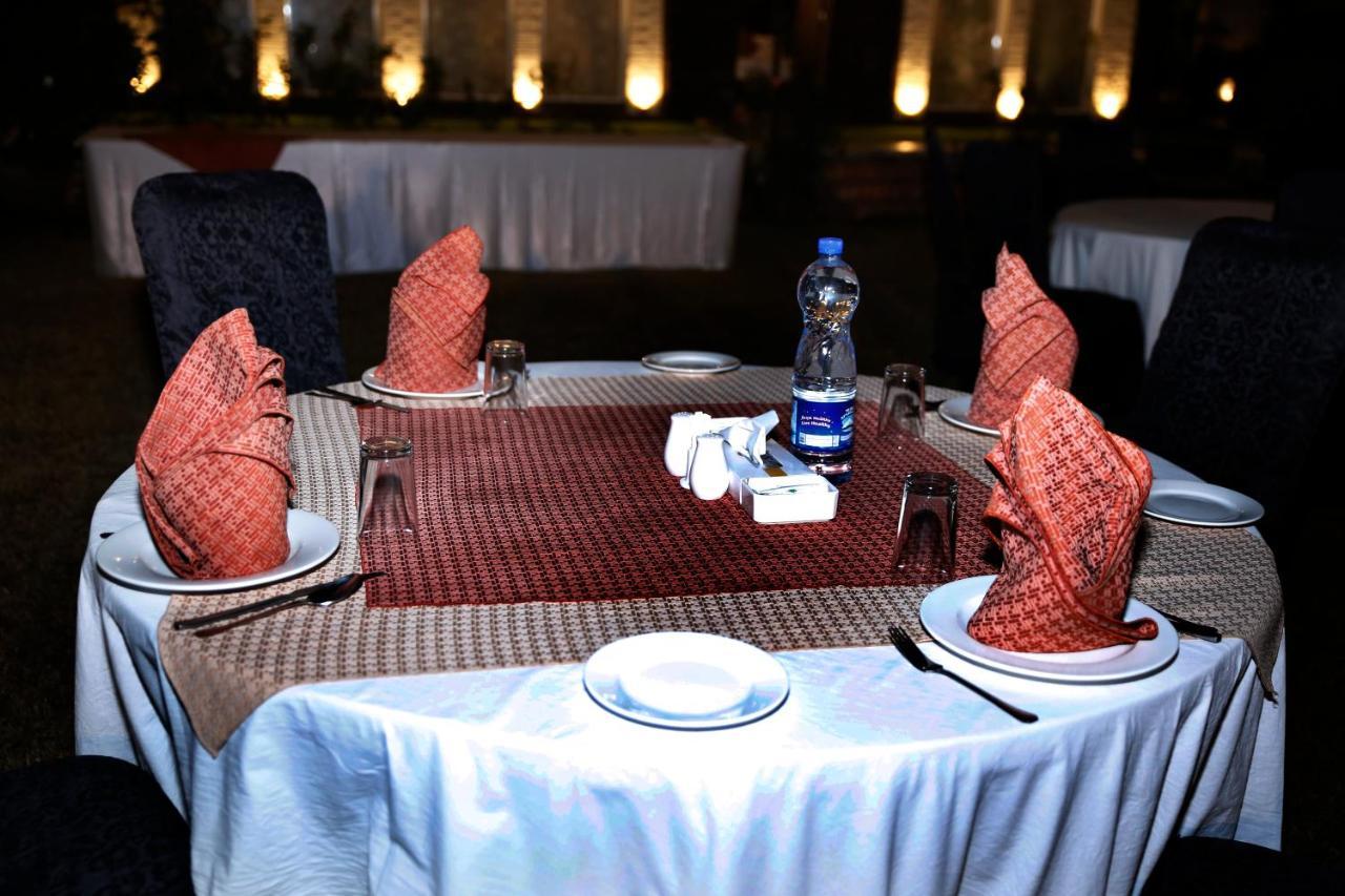 Ambassador Suites & Hotel اسلام اباد المظهر الخارجي الصورة